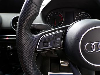 AUDI Q2 1.6 TDI BLACK EDITION 5DR Semi Automatic