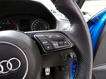 AUDI Q2 1.6 TDI BLACK EDITION 5DR Semi Automatic