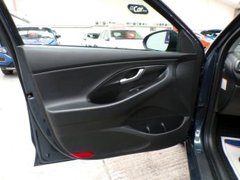 HYUNDAI I30 1.0 T-GDI SE CONNECT MHEV 5DR Automatic