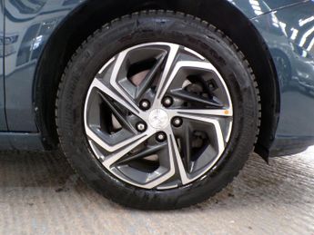 HYUNDAI I30 1.0 T-GDI SE CONNECT MHEV 5DR Automatic