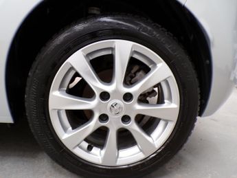 VAUXHALL CORSA 1.2 DESIGN 5DR Automatic