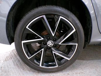 SKODA KAMIQ 1.0 MONTE CARLO TSI DSG 5DR Semi Automatic