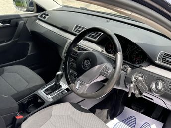 VOLKSWAGEN PASSAT 2.0 HIGHLINE TDI BLUEMOTION TECHNOLOGY DSG 5DR Semi Automatic
