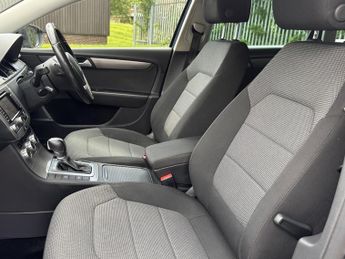 VOLKSWAGEN PASSAT 2.0 HIGHLINE TDI BLUEMOTION TECHNOLOGY DSG 5DR Semi Automatic