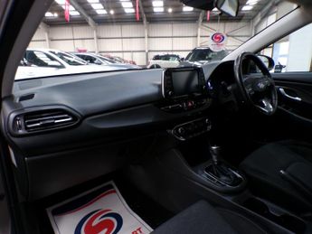 HYUNDAI I30 1.0 T-GDI SE CONNECT MHEV 5DR Automatic