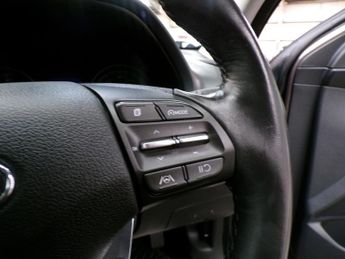 HYUNDAI I30 1.0 T-GDI SE CONNECT MHEV 5DR Automatic
