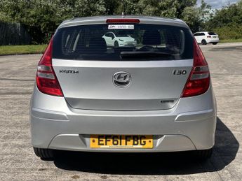 HYUNDAI I30 1.6 COMFORT CRDI 5DR Manual