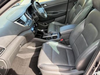 HYUNDAI TUCSON 1.7 CRDi Blue Drive Premium SE DCT Euro 6 (s/s)