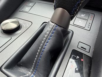 LEXUS RC F 5.0 V8 2DR AUTOMATIC