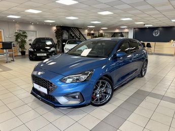 Ford Focus 2.3 ST 5DR Manual