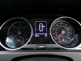 VOLKSWAGEN GOLF 2.0 R-LINE TDI BLUEMOTION TECHNOLOGY DSG 5DR Semi Automatic