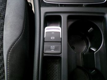 VOLKSWAGEN GOLF 2.0 R-LINE TDI BLUEMOTION TECHNOLOGY DSG 5DR Semi Automatic