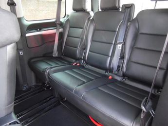 PEUGEOT TRAVELLER BUSINESS VIP 5DR AUTOMATIC