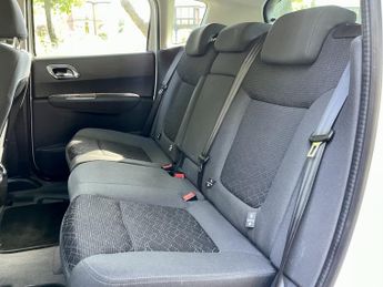 PEUGEOT 3008 1.6 BLUE HDI S/S ACTIVE 5DR Automatic