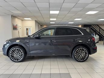 AUDI Q5 2.0 TDI QUATTRO S LINE 5DR Semi Automatic
