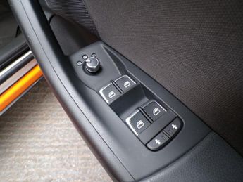 AUDI Q3 1.4 TFSI SPORT 5DR Semi Automatic