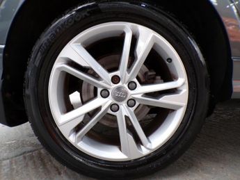 AUDI Q3 2.0 TFSI QUATTRO S LINE 5DR Semi Automatic
