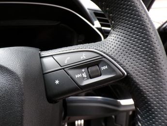 AUDI Q3 2.0 TFSI QUATTRO S LINE 5DR Semi Automatic