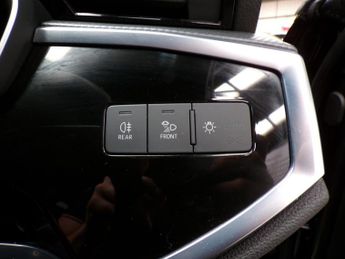 AUDI Q3 2.0 TFSI QUATTRO S LINE 5DR Semi Automatic