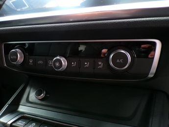 AUDI Q3 2.0 TFSI QUATTRO S LINE 5DR Semi Automatic