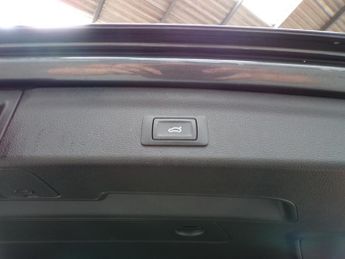 AUDI Q3 2.0 TFSI QUATTRO S LINE 5DR Semi Automatic