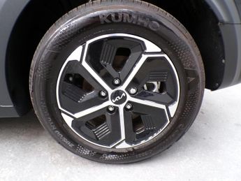 KIA NIRO 1.6 2 5DR Semi Automatic