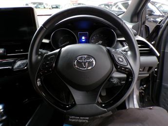 TOYOTA CHR 1.8 DYNAMIC 5DR CVT