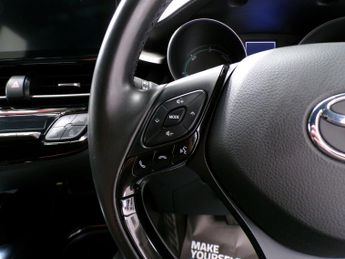 TOYOTA CHR 1.8 DYNAMIC 5DR CVT