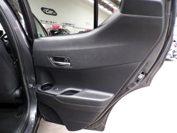 TOYOTA CHR 1.8 DYNAMIC 5DR CVT