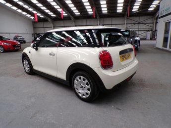 MINI HATCH 1.5 ONE CLASSIC 3DR Automatic