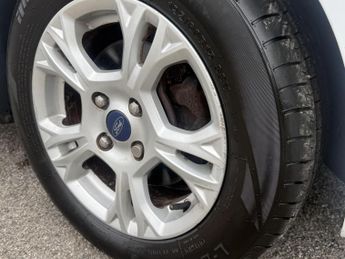 FORD B-MAX 1.6 ZETEC 5DR Automatic