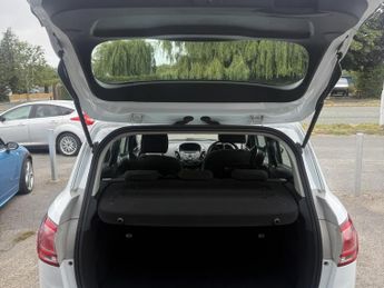 FORD B-MAX 1.6 ZETEC 5DR Automatic
