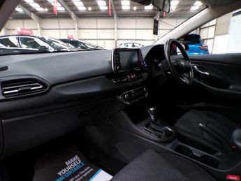 HYUNDAI I30 1.0 T-GDI SE CONNECT MHEV 5DR Automatic