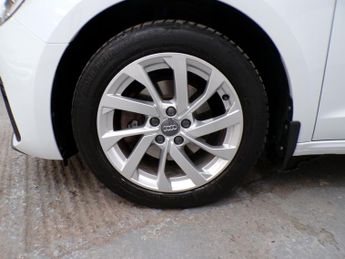 AUDI A1 1.5 SPORTBACK TFSI SPORT 5DR Semi Automatic