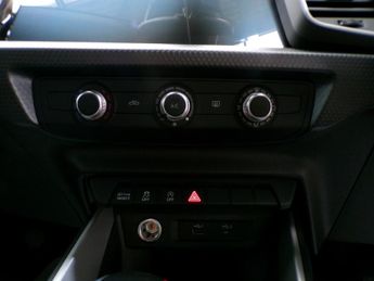 AUDI A1 1.5 SPORTBACK TFSI SPORT 5DR Semi Automatic