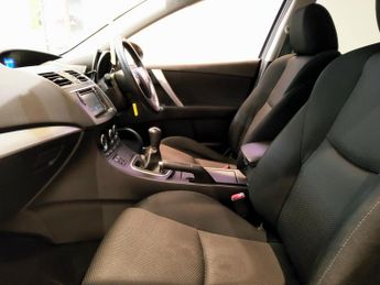 MAZDA 3 1.6 VENTURE EDITION 5DR Manual