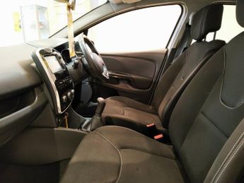 RENAULT CLIO 1.1 DYNAMIQUE NAV 16V 5DR Manual