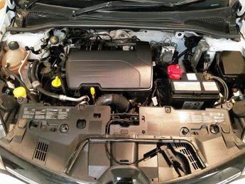 RENAULT CLIO 1.1 DYNAMIQUE NAV 16V 5DR Manual