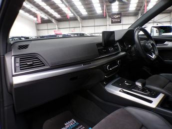 AUDI Q5 2.0 TDI QUATTRO S LINE 5DR Semi Automatic