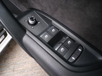 AUDI Q5 2.0 TDI QUATTRO S LINE 5DR Semi Automatic
