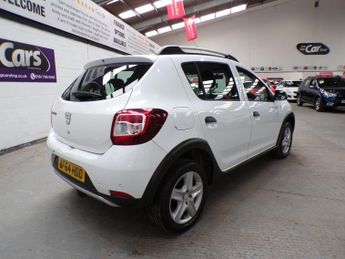 DACIA SANDERO STEPWAY 0.9 LAUREATE TCE 5DR Manual