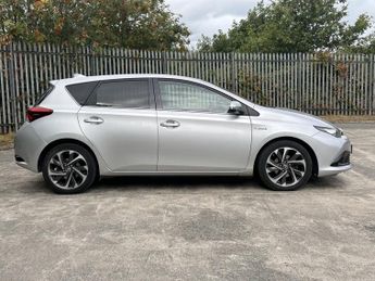 TOYOTA AURIS 1.8 VVT-I DESIGN 5DR CVT