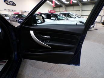 BMW 3 SERIES 2.0 318D SE 4DR Automatic