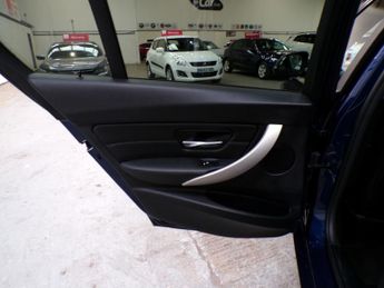BMW 3 SERIES 2.0 318D SE 4DR Automatic