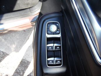 MG MG HS 1.5 TROPHY DCT 5DR AUTOMATIC