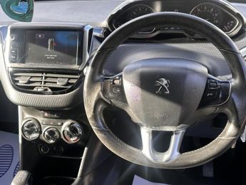 PEUGEOT 208 1.2 PURETECH ACTIVE DESIGN LIME 3DR Manual