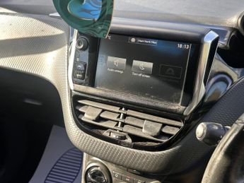 PEUGEOT 208 1.2 PURETECH ACTIVE DESIGN LIME 3DR Manual
