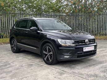 VOLKSWAGEN TIGUAN 2.0 SE NAVIGATION TDI BMT DSG 5DR Semi Automatic