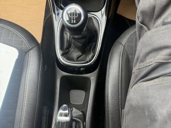 VAUXHALL CORSA 1.2 SE 5DR Manual