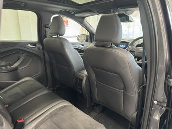 FORD KUGA 2.0 ST-LINE X TDCI 5DR Semi Automatic